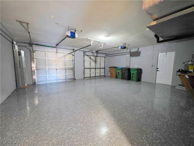 1625 N Gator CIR, Cape Coral, FL 33909