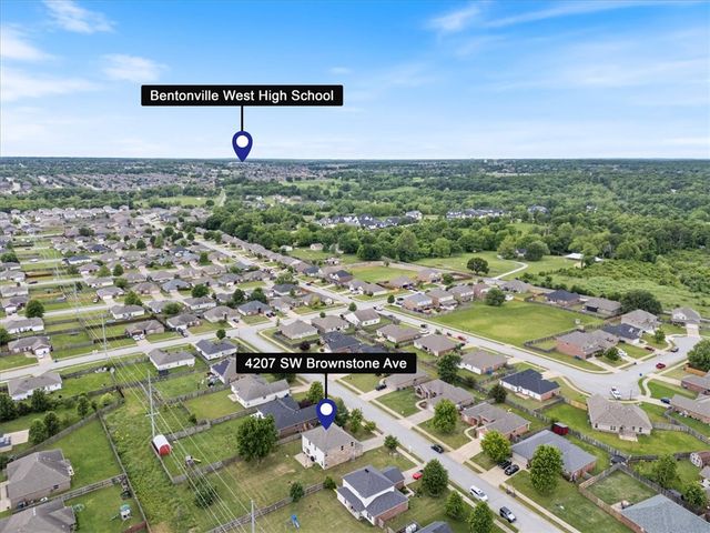 4207 SW Brownstone Avenue, Bentonville, AR 72712
