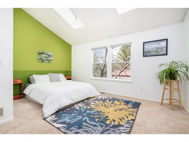 1237 S Flower Cir D, Lakewood, CO 80232