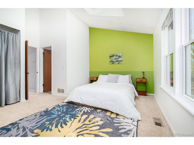 1237 S Flower Cir D, Lakewood, CO 80232