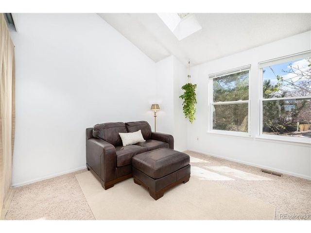 1237 S Flower Cir D, Lakewood, CO 80232
