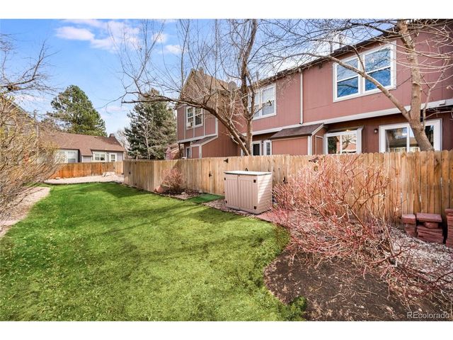 1237 S Flower Cir D, Lakewood, CO 80232