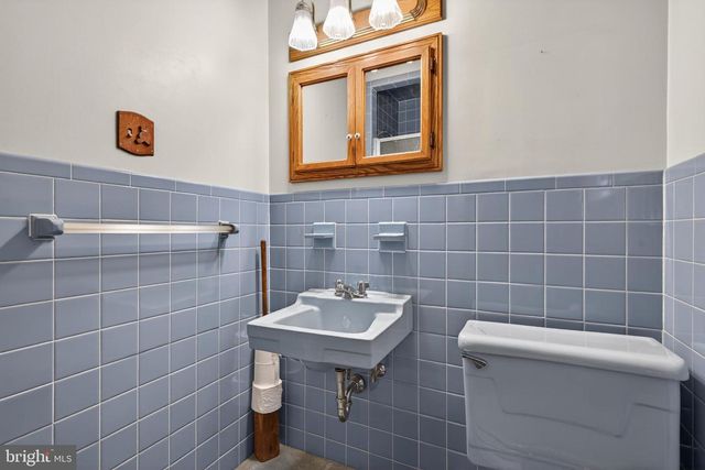 922 PENN GRANT RD, Lancaster, PA 17602