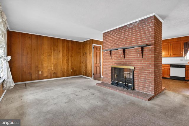 922 PENN GRANT RD, Lancaster, PA 17602