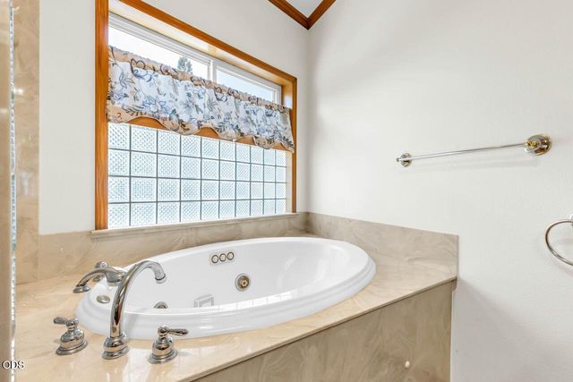 1282 Shady Lane, Grants Pass, OR 97527