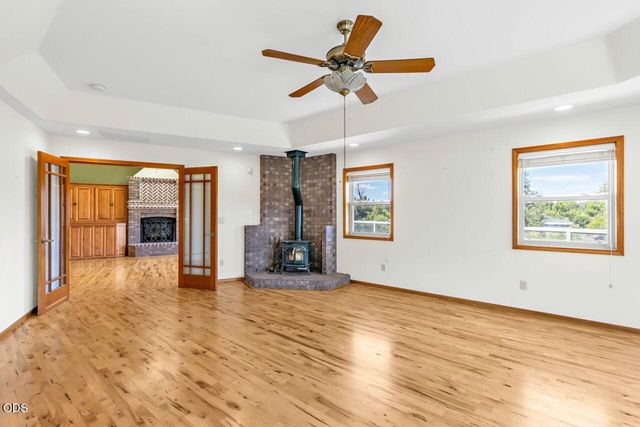 1282 Shady Lane, Grants Pass, OR 97527