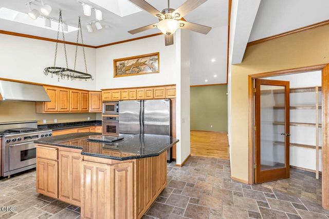 1282 Shady Lane, Grants Pass, OR 97527