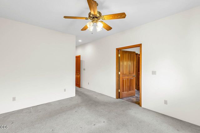1282 Shady Lane, Grants Pass, OR 97527