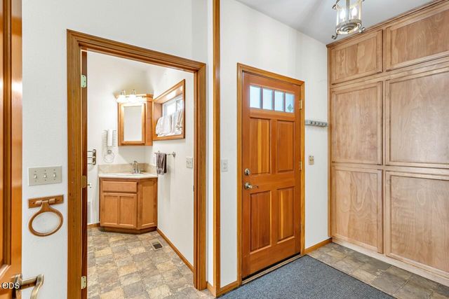 1282 Shady Lane, Grants Pass, OR 97527