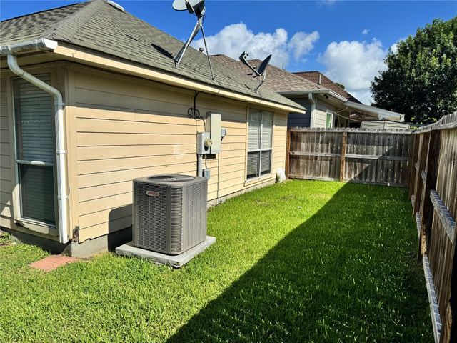 12994 Centaurus Court, Willis, TX 77318