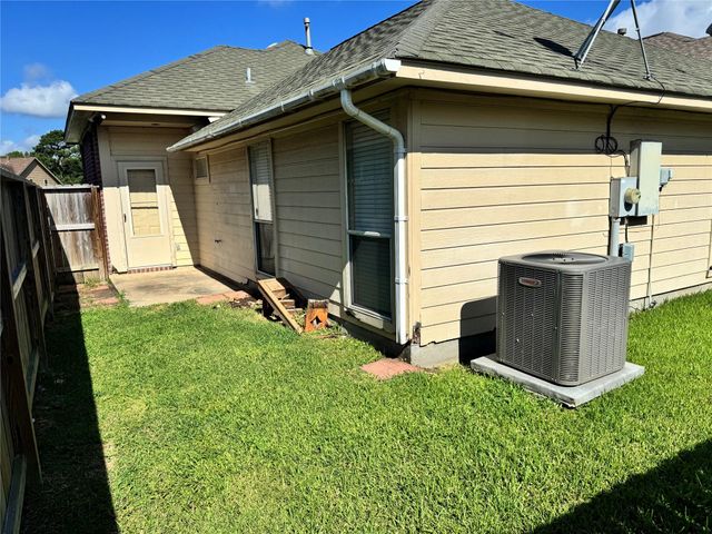 12994 Centaurus Court, Willis, TX 77318