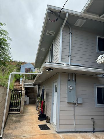 99-438 Ulune Street, Aiea, HI 96701