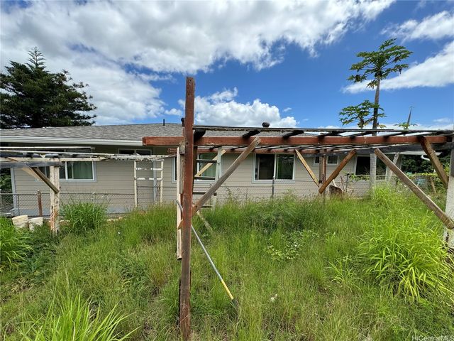 99-438 Ulune Street, Aiea, HI 96701