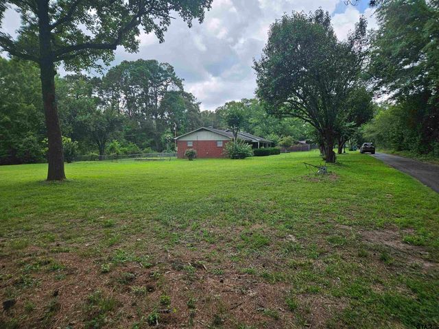 409 Dial Street, Jacksonville, TX 75766