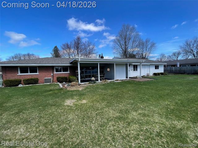 6321 Church Street, Clarkston, MI 48346