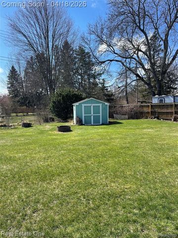 6321 Church Street, Clarkston, MI 48346