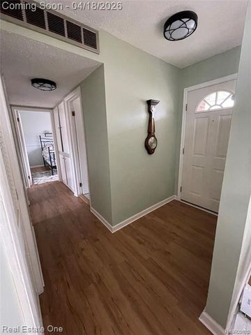 6321 Church Street, Clarkston, MI 48346