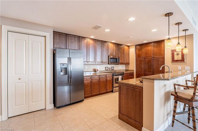 5781 Cape Harbour DR # 707, Cape Coral, FL 33914