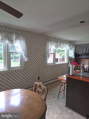 36 S TRAYMORE AVE, Warminster, PA 18974