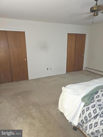 36 S TRAYMORE AVE, Warminster, PA 18974