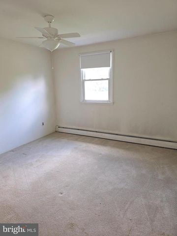 36 S TRAYMORE AVE, Warminster, PA 18974