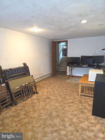 36 S TRAYMORE AVE, Warminster, PA 18974