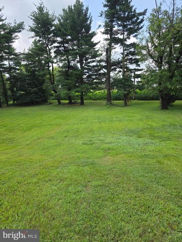 36 S TRAYMORE AVE, Warminster, PA 18974