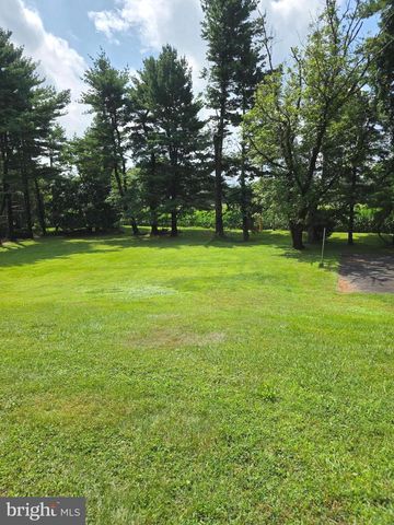36 S TRAYMORE AVE, Warminster, PA 18974