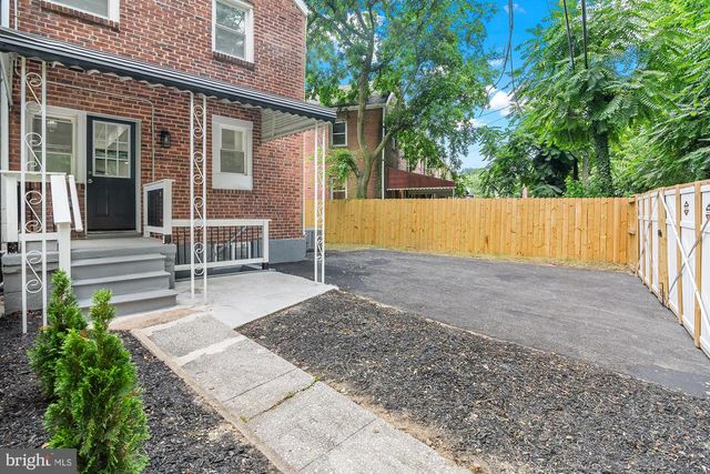 2850 OAKFORD AVE, Baltimore, MD 21215