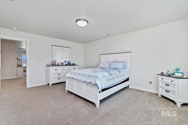 219 W Willow Dale Dr., Kuna, ID 83634