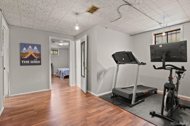 875 S Quivas Street, Denver, CO 80223