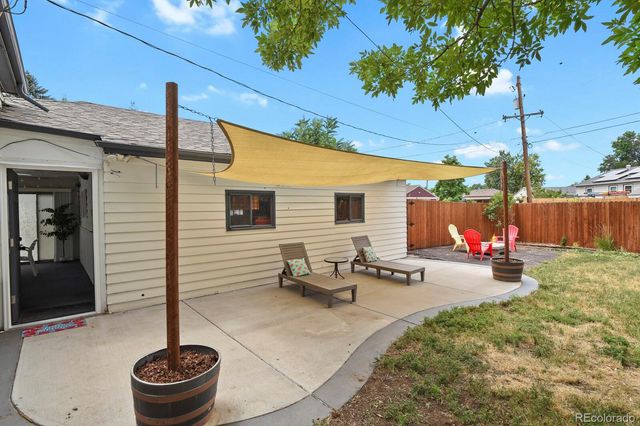 875 S Quivas Street, Denver, CO 80223