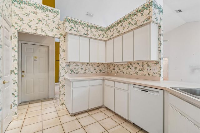 1336 WATERWOOD DRIVE, Lutz, FL 33559