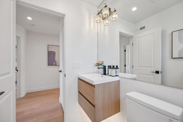 80 Highland Avenue, Daly City, CA 94015