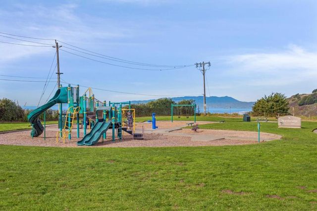 80 Highland Avenue, Daly City, CA 94015