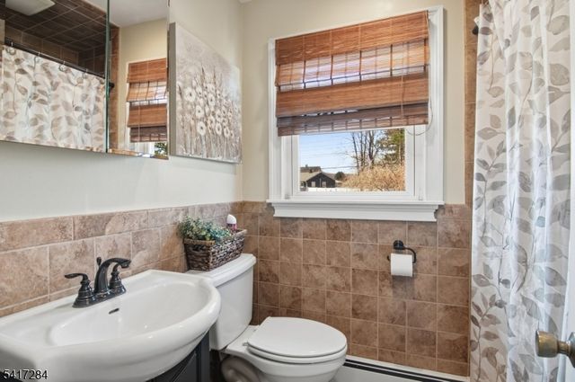 27 Heather Hills Dr, Jefferson Twp., NJ 07438