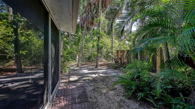 4969 VILLAGE GARDENS DRIVE 52, Sarasota, FL 34234