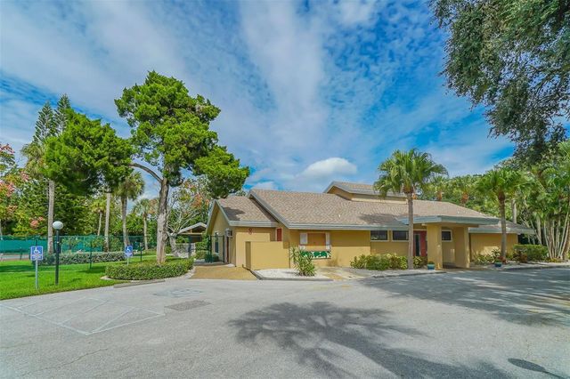 4969 VILLAGE GARDENS DRIVE 52, Sarasota, FL 34234