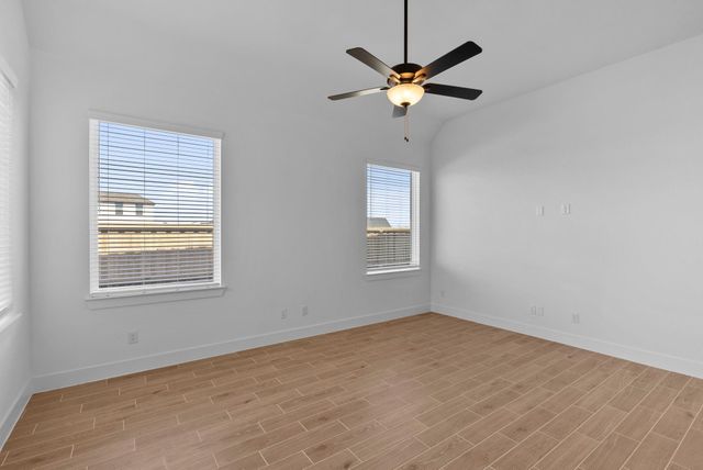 12019 Canal View Boulevard, Mont Belvieu, TX 77523