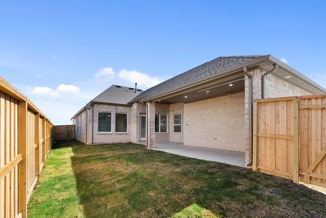 12019 Canal View Boulevard, Mont Belvieu, TX 77523