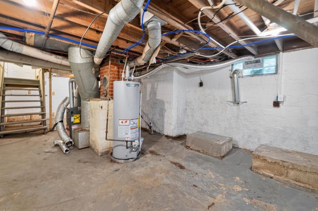 221 N Kellner Road, Columbus, OH 43209