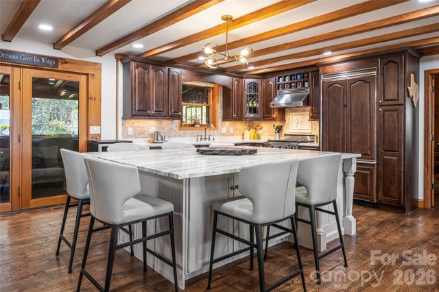 580 Flying Hawk Trail, Waynesville, NC 28786