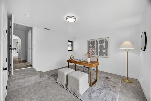 247 Cedar St, Roseville, CA 95678