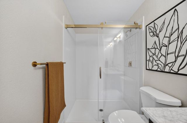 247 Cedar St, Roseville, CA 95678