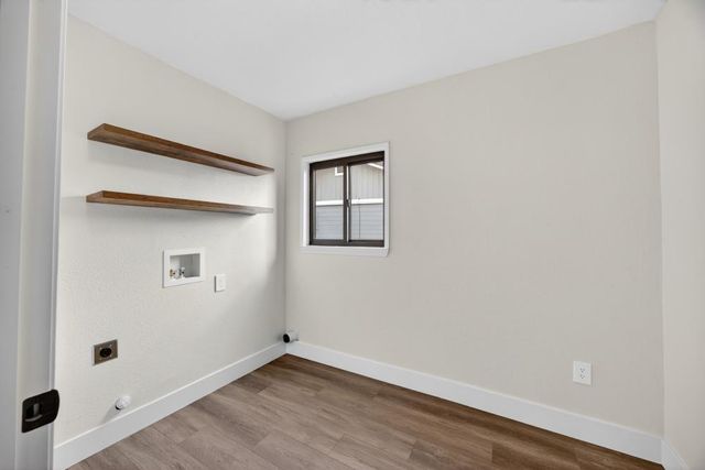 247 Cedar St, Roseville, CA 95678