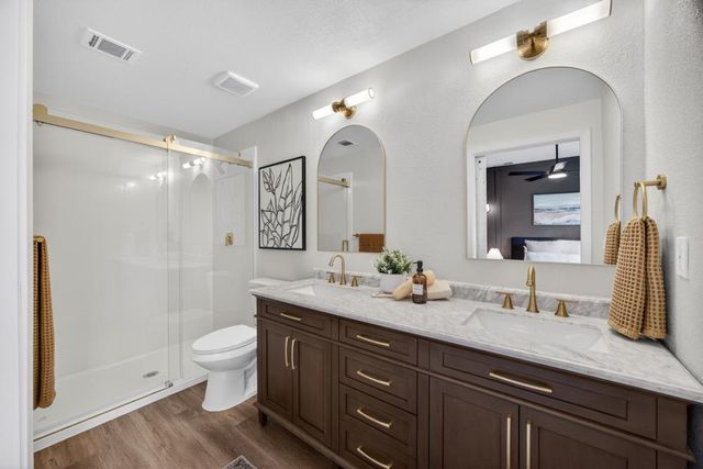 247 Cedar St, Roseville, CA 95678