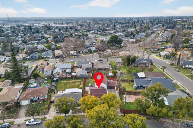 247 Cedar St, Roseville, CA 95678