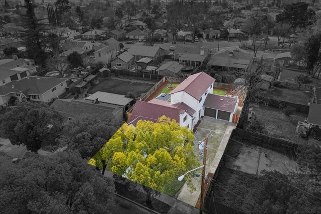 247 Cedar St, Roseville, CA 95678