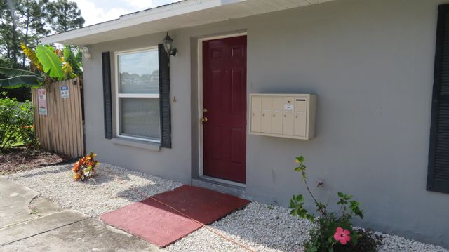 1899 Agora Circle SE Apt. 1, Palm Bay, FL 32909