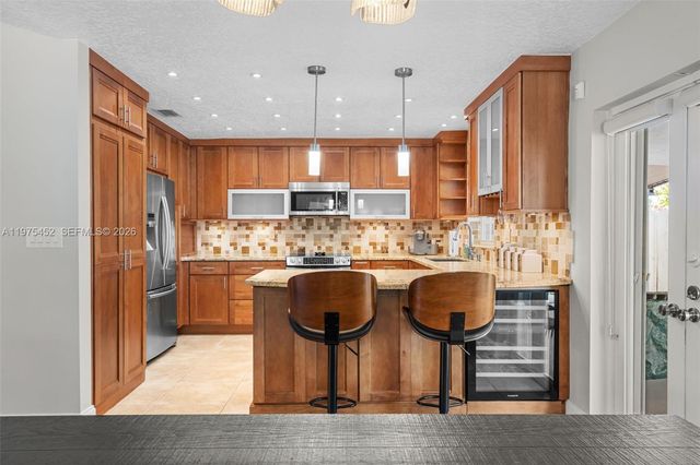 12755 SW 60th Ln, Miami, FL 33183